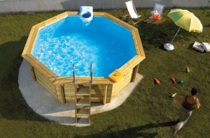 Piscine en kit © DESJOYAUX